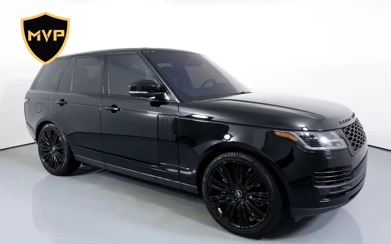 Range Rover rental in Miami: 2022 Land Rover Range Rover HSE